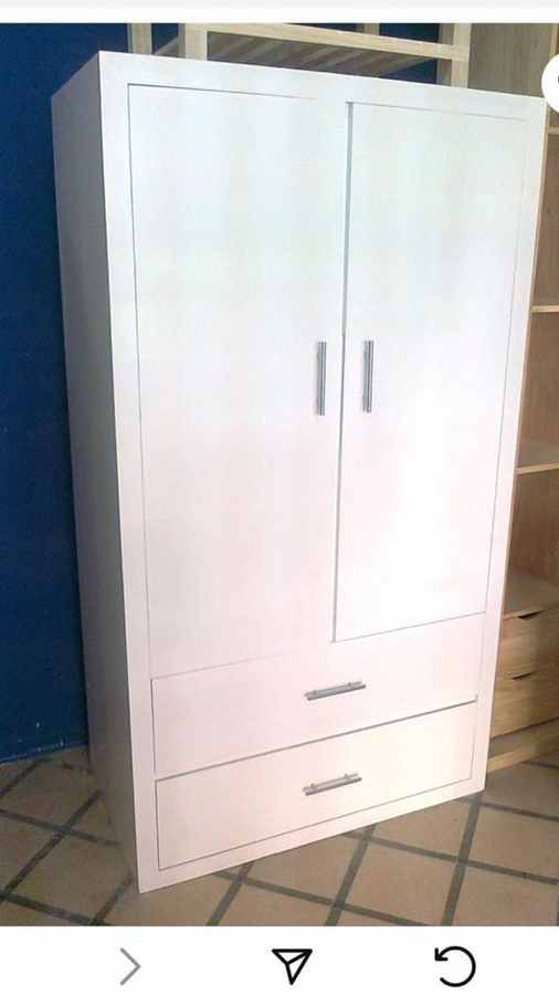 Ropero modelo 01 de Mueblería Longhi