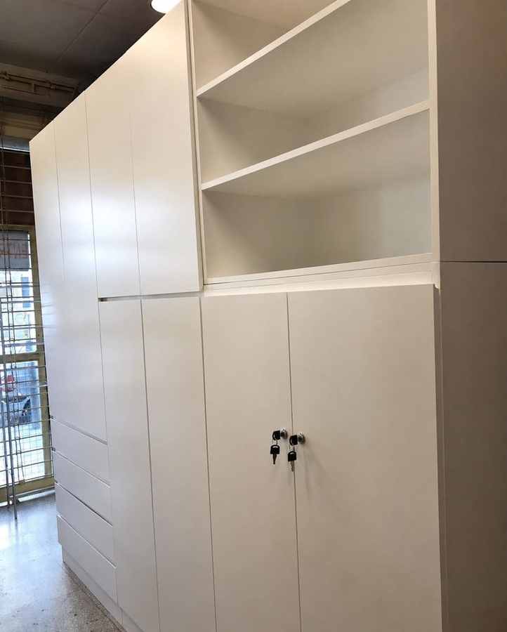 Ropero modelo 10 de Mueblería Longhi