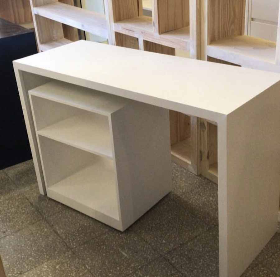 Escritorio modelo 10 de Mueblería Longhi