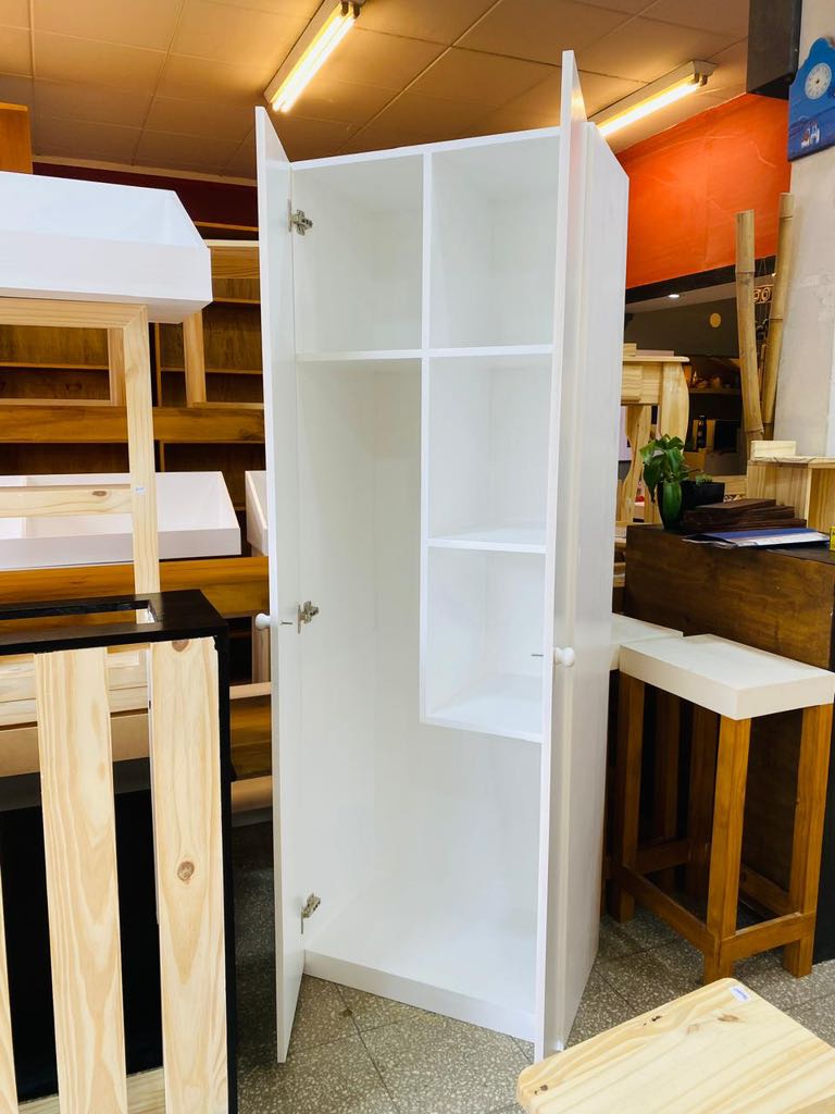 Modelo nuevo 17, segunda foto de Mueblería Longhi